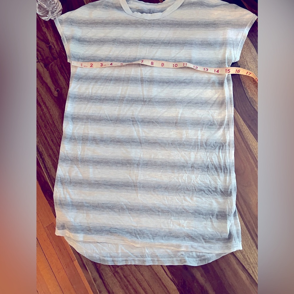 Lululemon Find your Zen ZZ Top Size 6